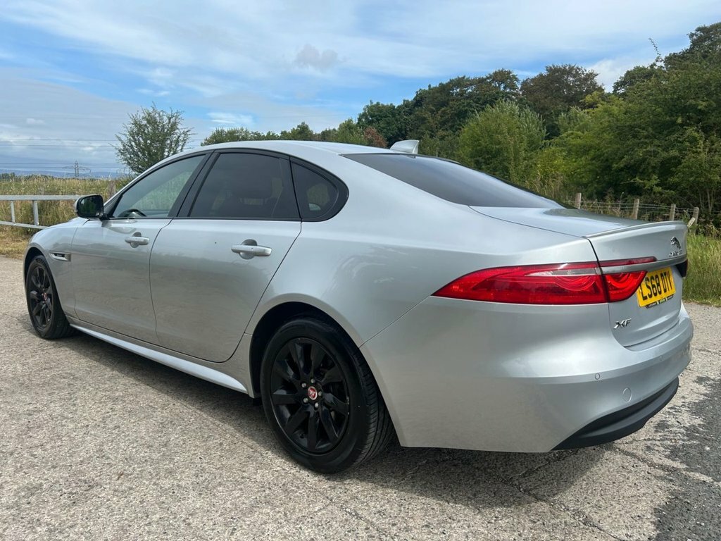 Jaguar XF R-sport White #12
