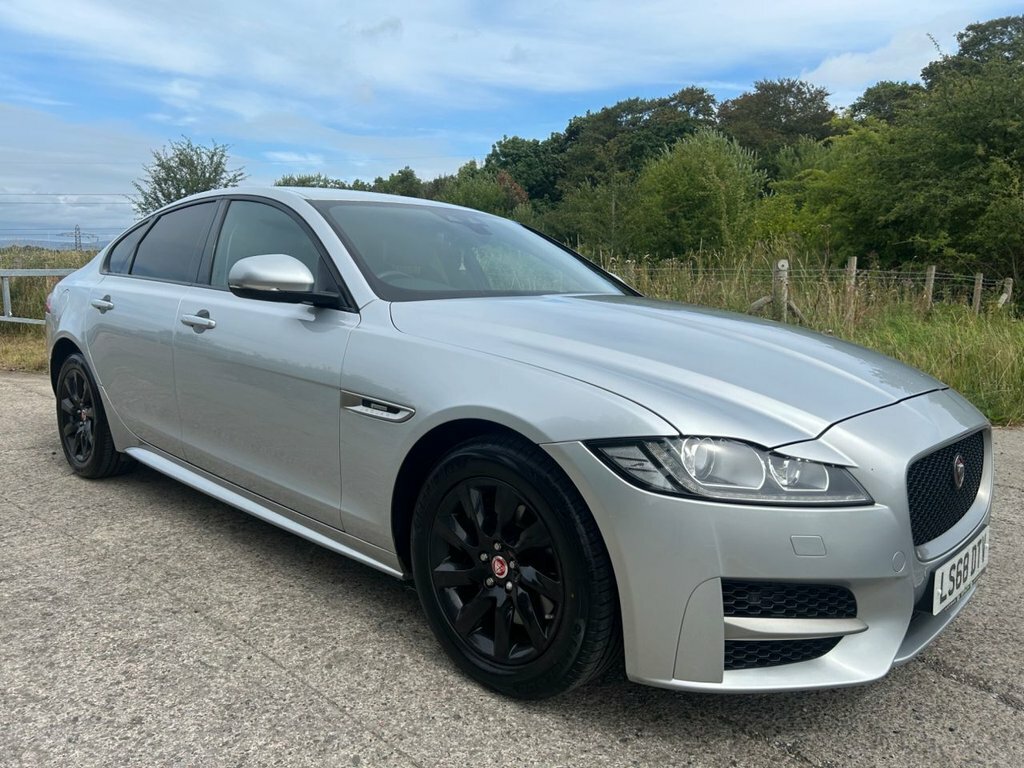 Jaguar XF R-sport White #9