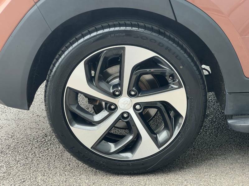 Hyundai Tucson 1.7 Crdi Blue Drive Sport Edition 2Wd Brown #6