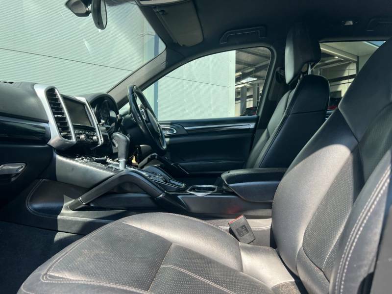 Porsche Cayenne S Black #21