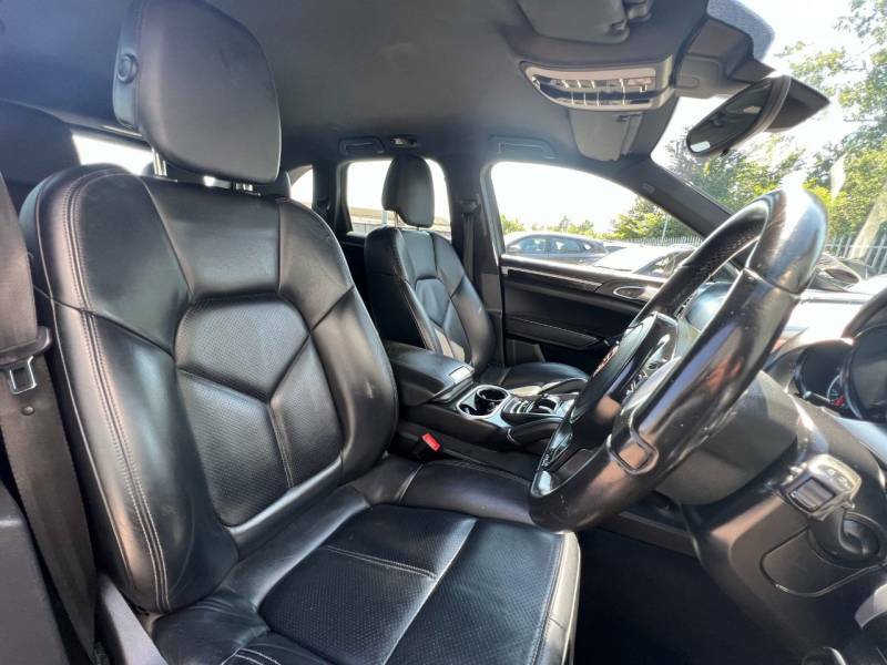 Porsche Cayenne S Black #15