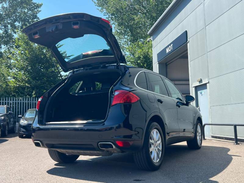 Porsche Cayenne S Black #7