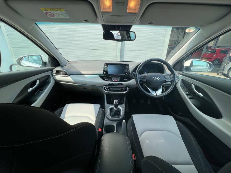 Hyundai I30 Hatchback Blue #29