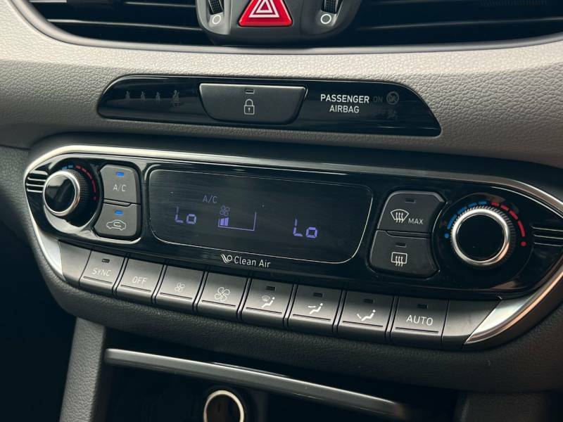 Hyundai I30 Crdi Premium Blue #22