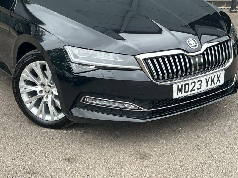 Skoda Superb 2.0 Tsi 190 Se L Dsg Black #2