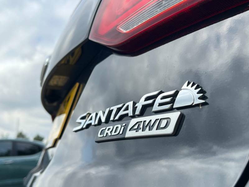 Hyundai Santa Fe 2.2 Crdi Blue Drive Premium Se 7 Seats Black #6