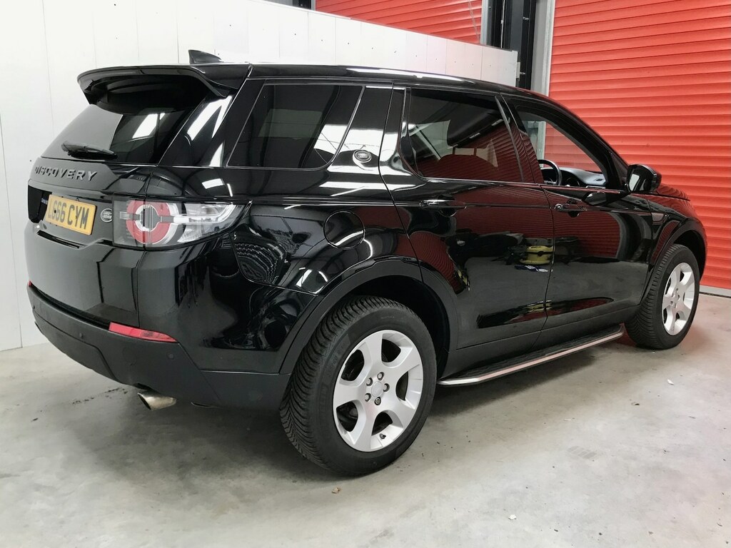 Land Rover Discovery Sport 2.0 Td4 Pure 5 Seat Black #3
