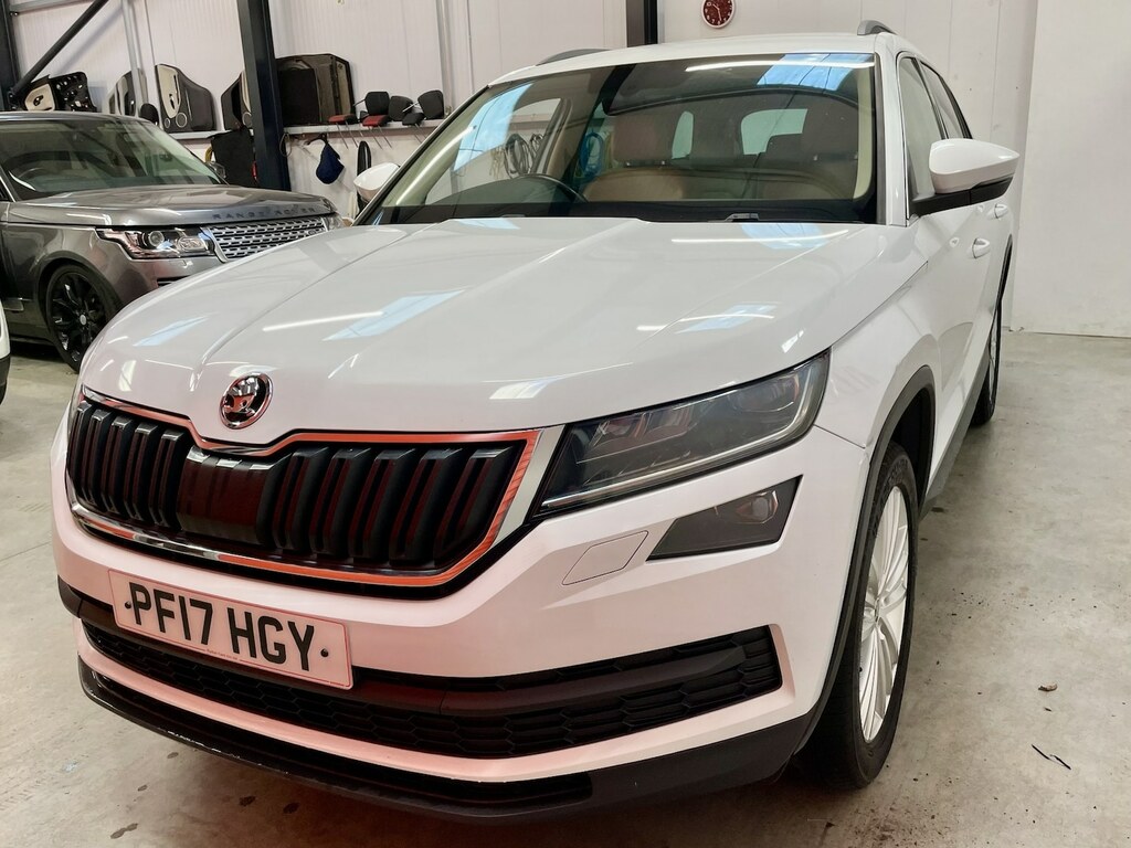 Skoda Kodiaq 2.0 Tdi 190 Se L 4X4 Dsg 7 Seater White #2