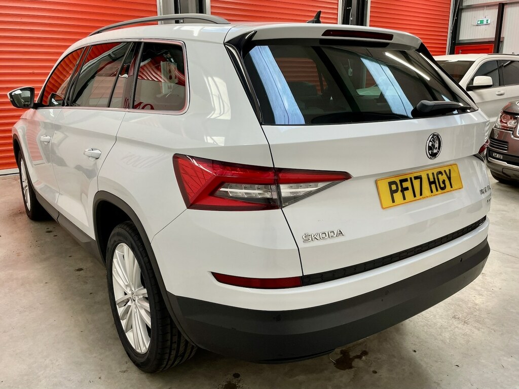 Skoda Kodiaq 2.0 Tdi 190 Se L 4X4 Dsg 7 Seater White #3