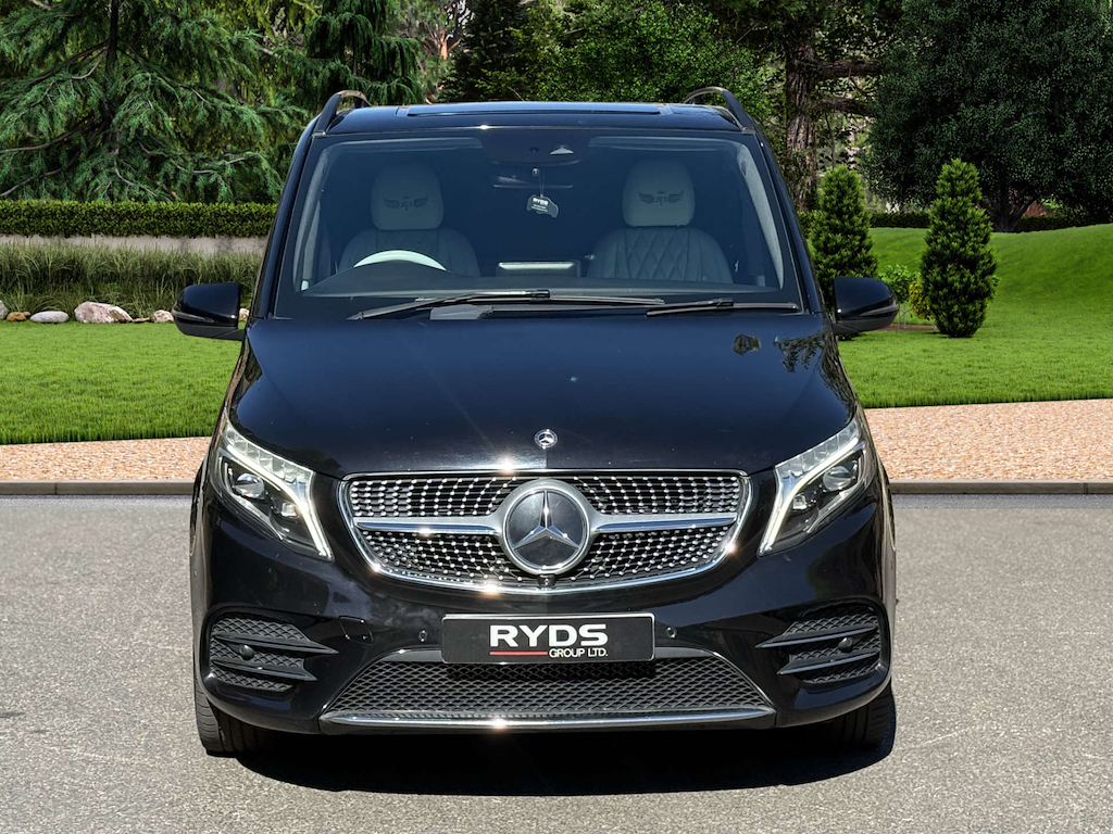 Mercedes-Benz V Class D Amg Line V33LCS Black #2