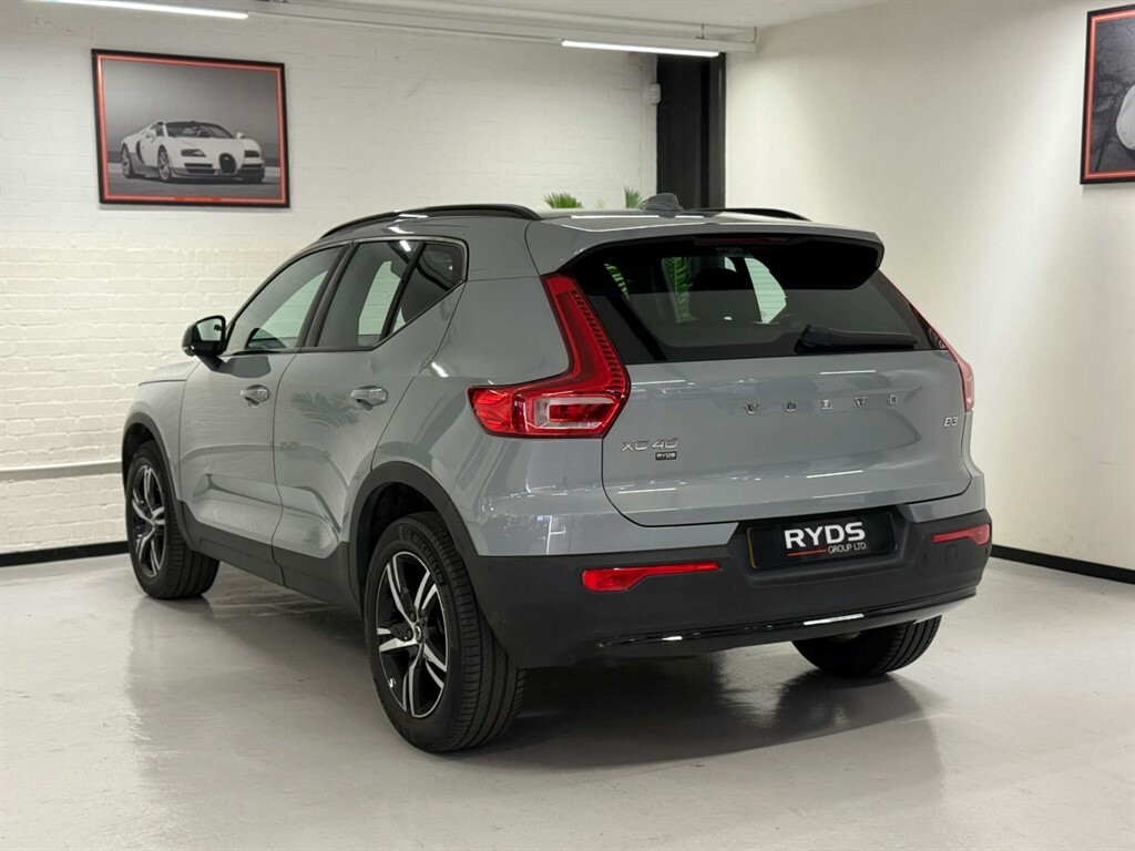 Volvo XC40 B3 Mhev BD73EZP Grey #6