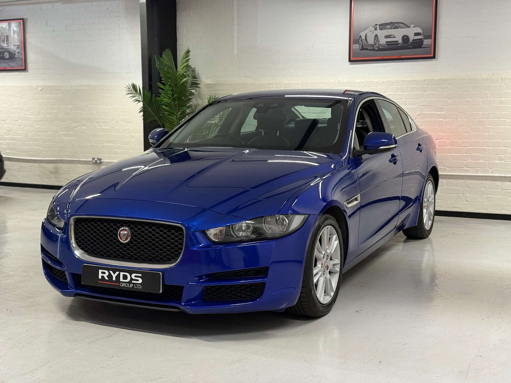 Jaguar XE Prestige D Blue #3