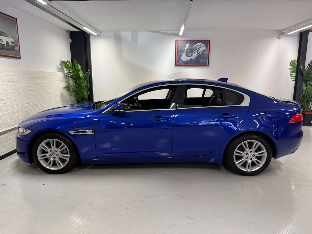 Jaguar XE Prestige D Blue #5