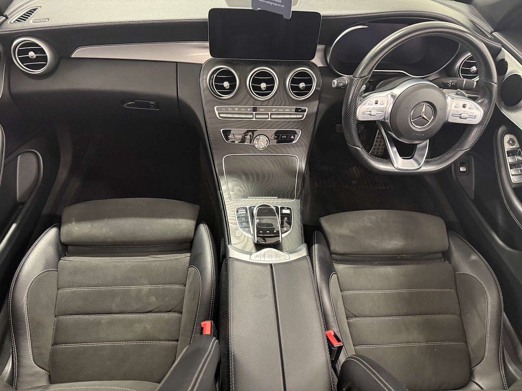 Mercedes-Benz 300 C 300 Amg Line Premium Black #4