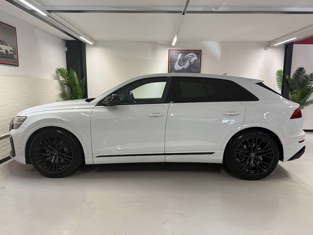 Audi Q8 Launch Edition 55 Tfsi Mhev Quattro 4Wd White #5