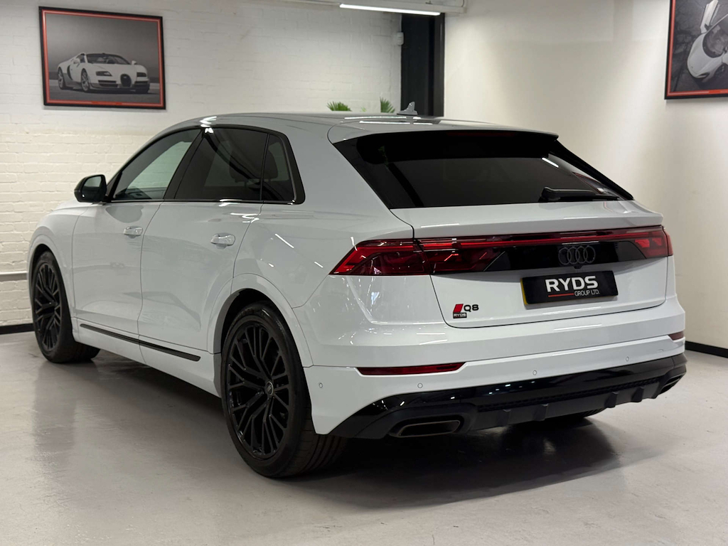 Audi Q8 Launch Edition 55 Tfsi Mhev Quattro 4Wd White #6