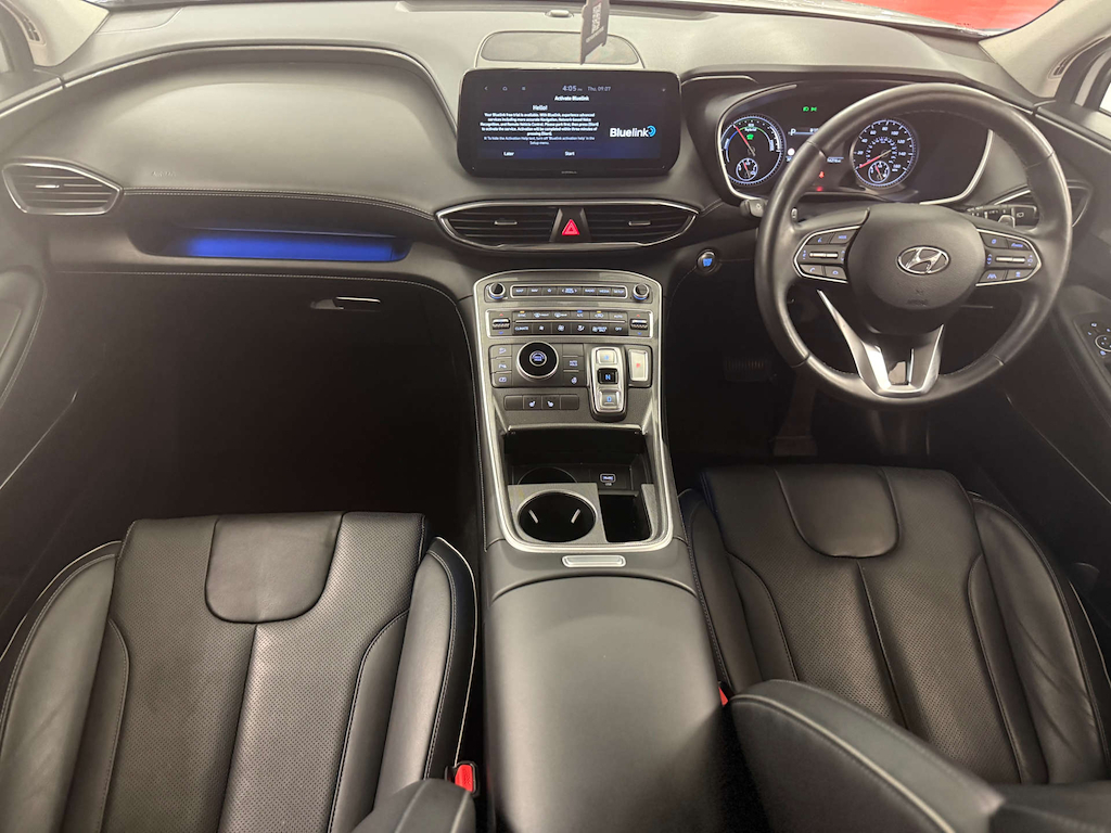 Hyundai Santa Fe Suv White #4