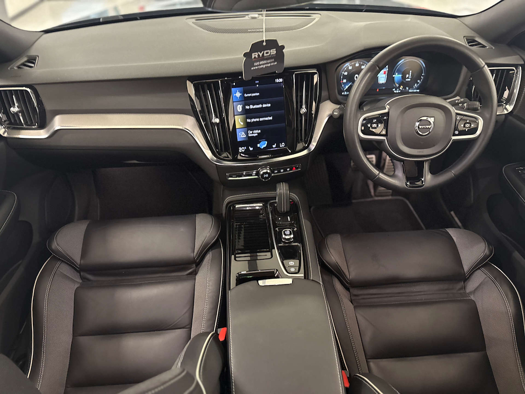 Volvo V60 R-design T6 Recharge Awd 4Wd Grey #4