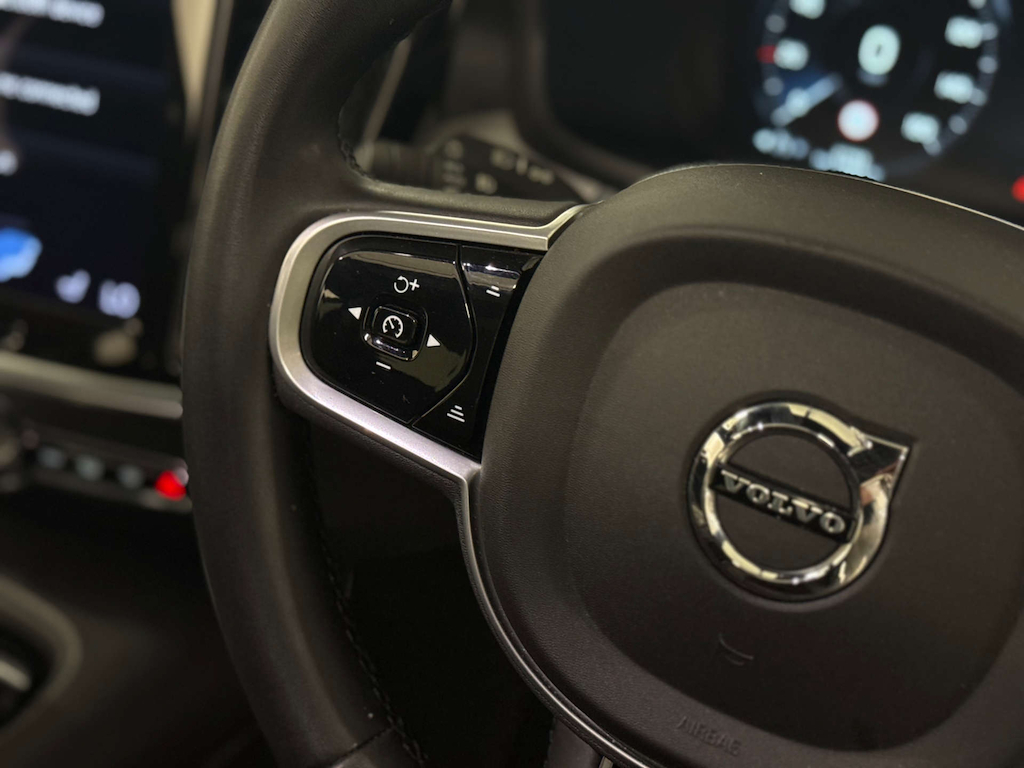 Volvo V60 2.0 B4p R Design Blue #13