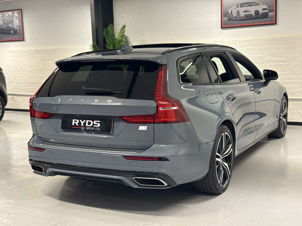 Volvo V60 2.0 B4p R Design Blue #8