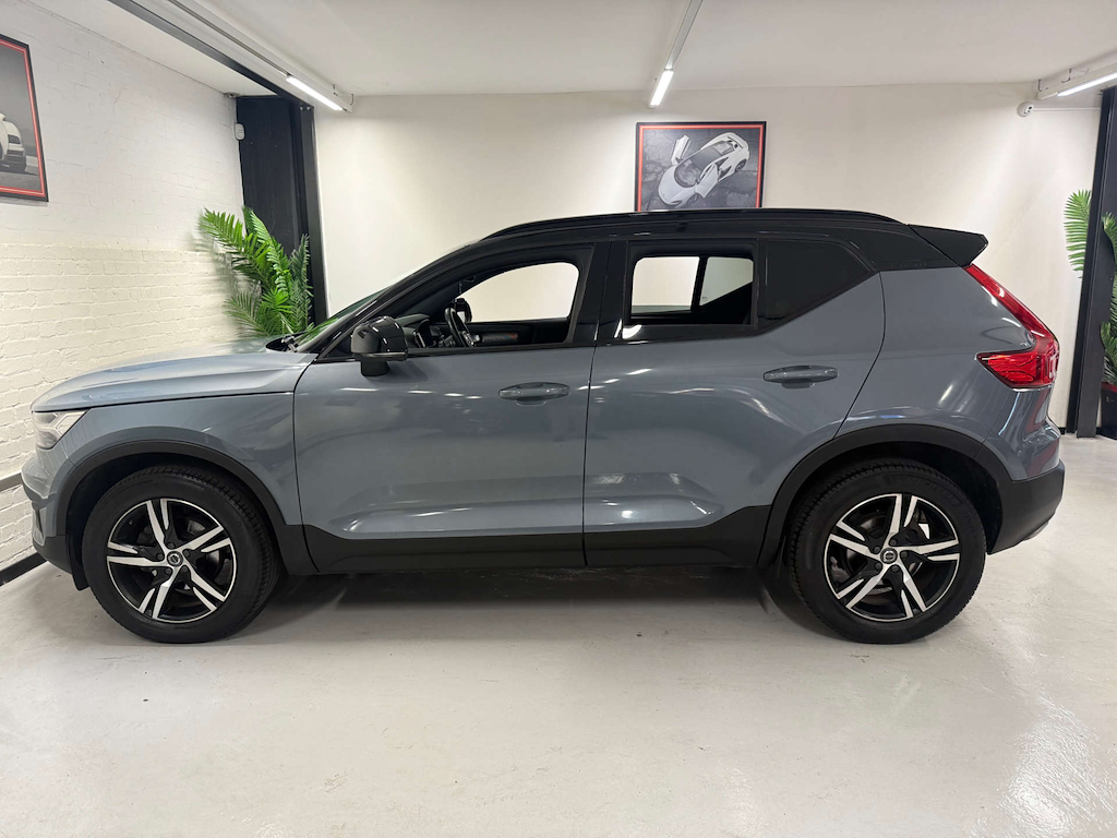 Volvo XC40 R-design T3 Grey #5