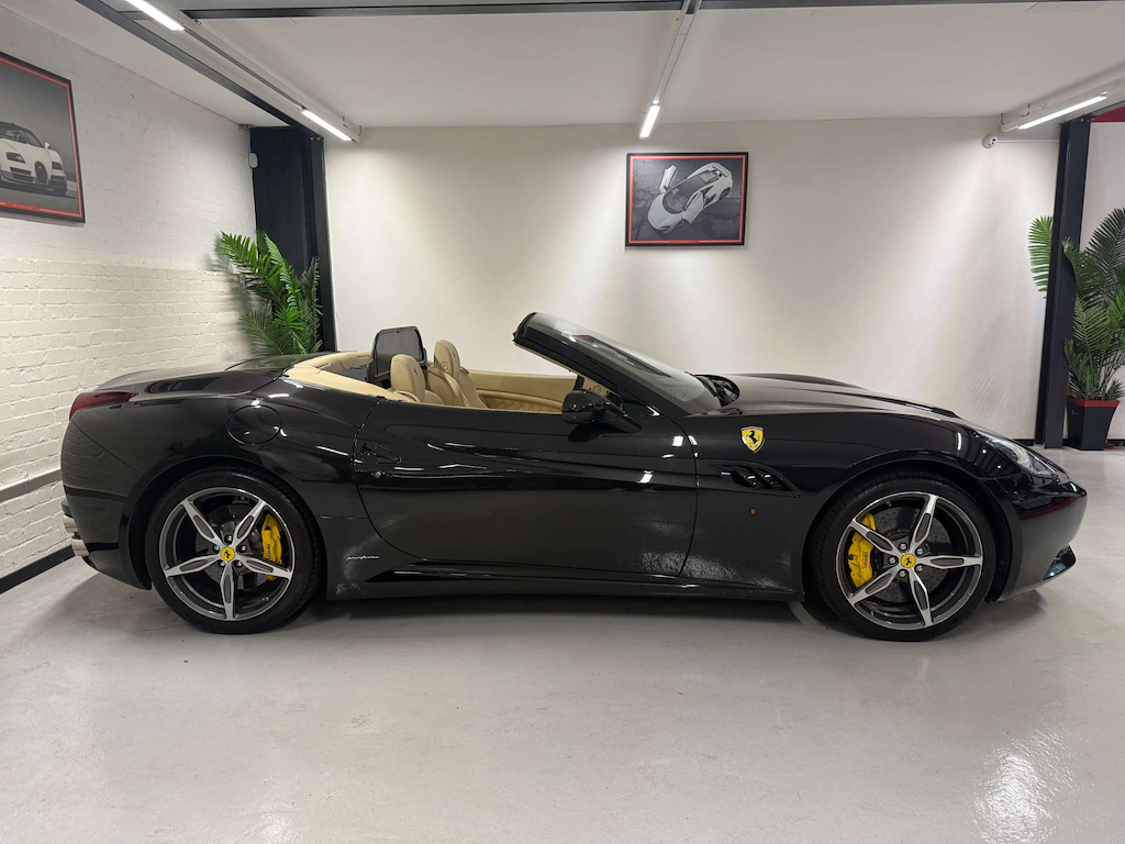 Ferrari California 2 Plus 2 White #9