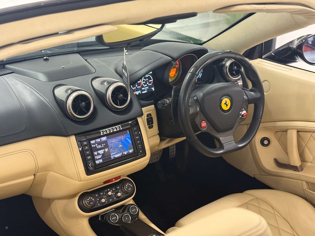 Ferrari California 2 Plus 2 White #13