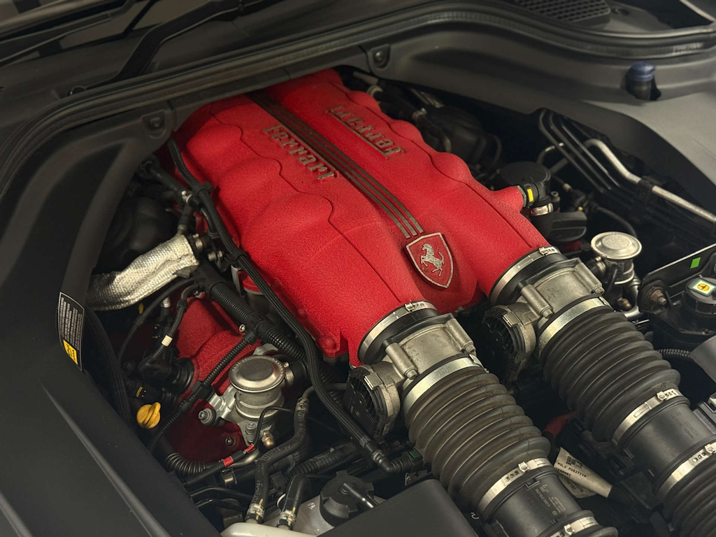 Ferrari California 2 Plus 2 White #24