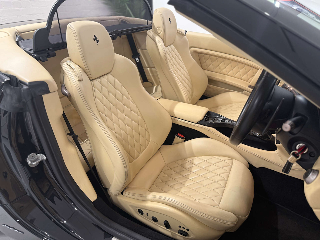 Ferrari California 2 Plus 2 White #11