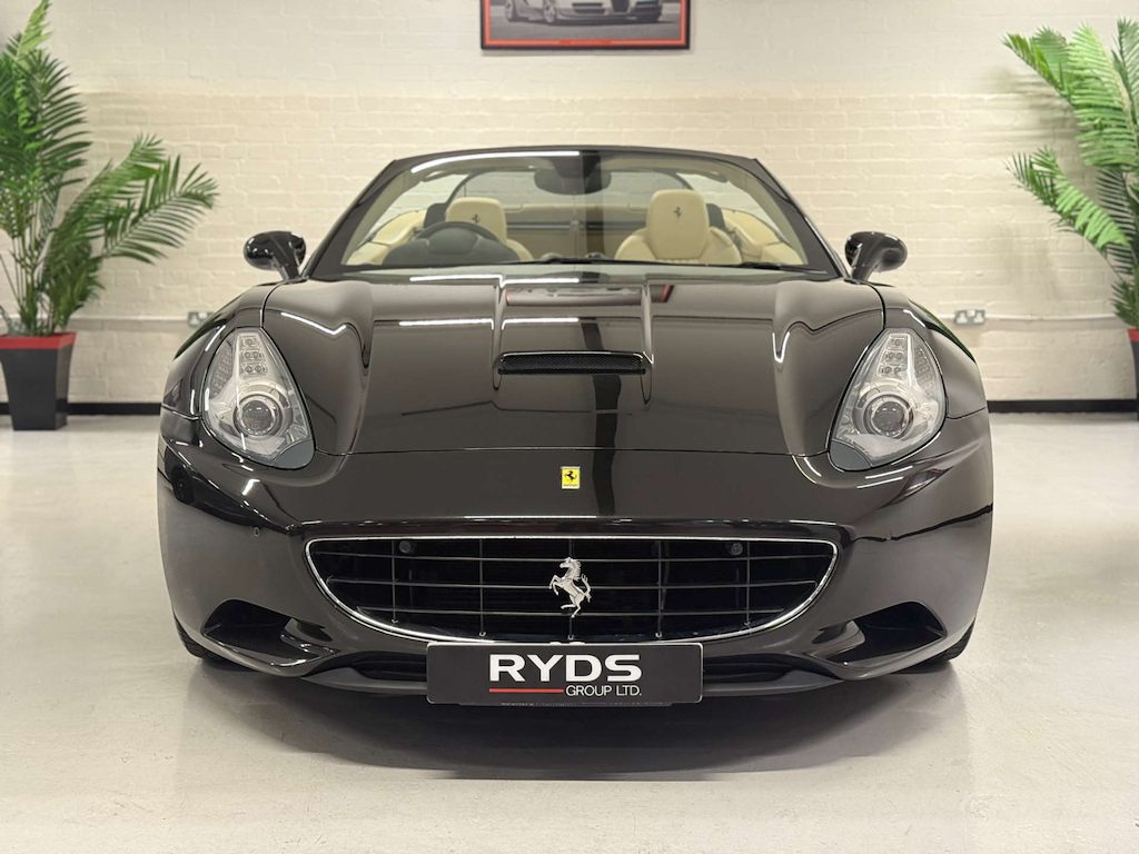 Ferrari California Convertible Black #2