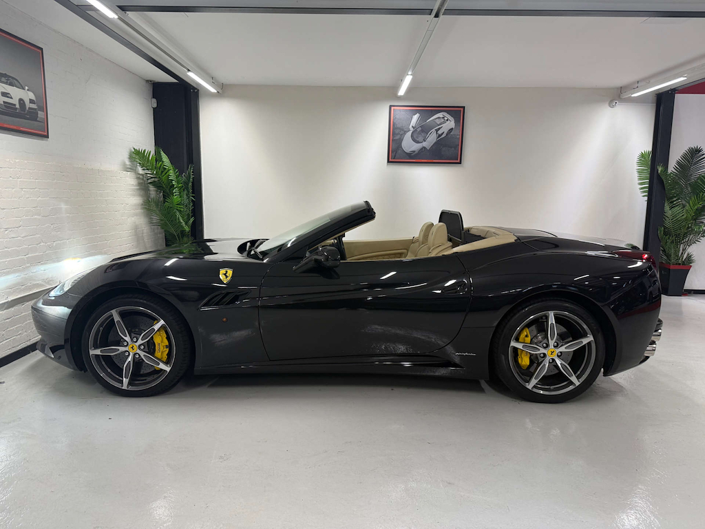 Ferrari California Convertible Black #5