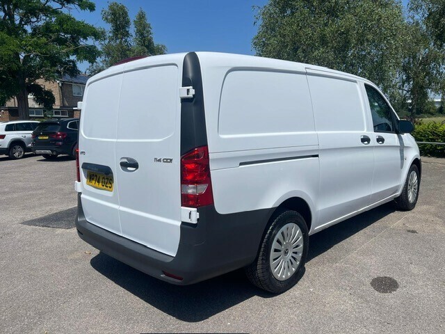 Mercedes-Benz Vito 114 Pro L2 White #5