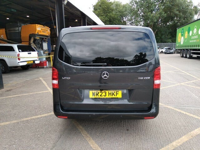 Mercedes-Benz Vito 119 Crew Premium L3 Grey #5