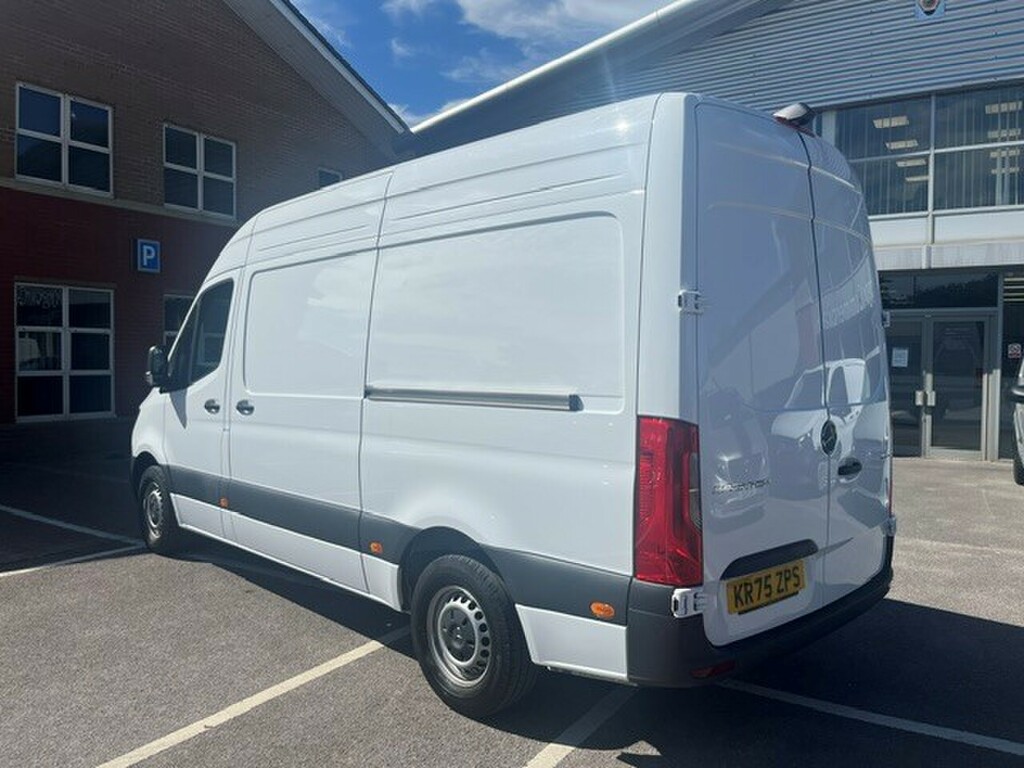 Mercedes-Benz Sprinter 315 Cdi Pro KR75ZPS White #6