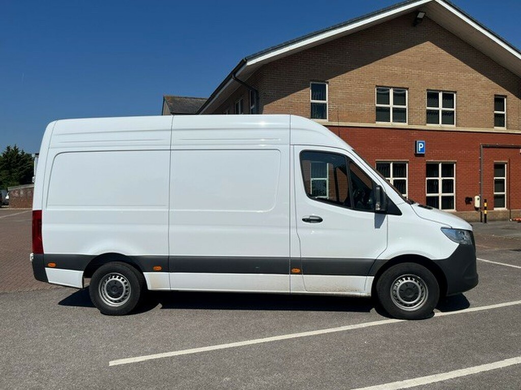Mercedes-Benz Sprinter 315 Cdi Pro White #6