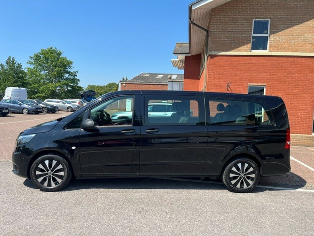 Mercedes-Benz Vito 116Cdi Tourer Select L3 Black #6
