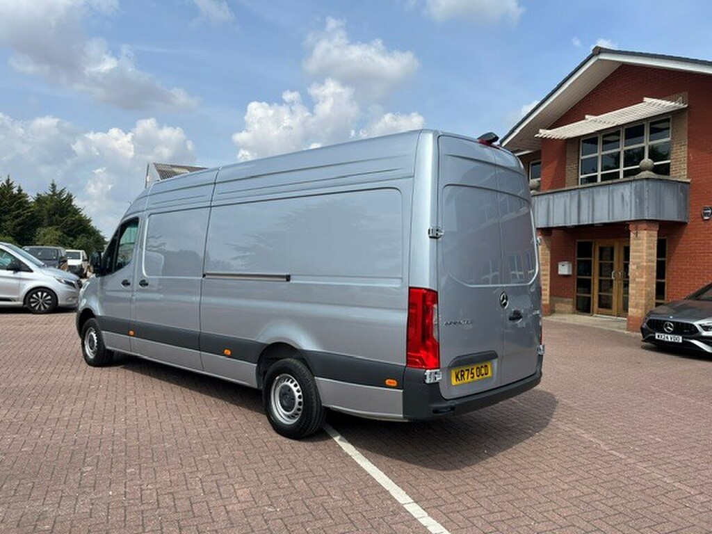 Mercedes-Benz Sprinter 315 Cdi Pro Silver #3