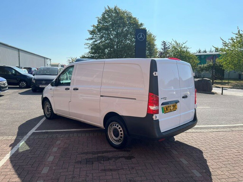 Mercedes-Benz Vito 66 Progressive L2 White #3