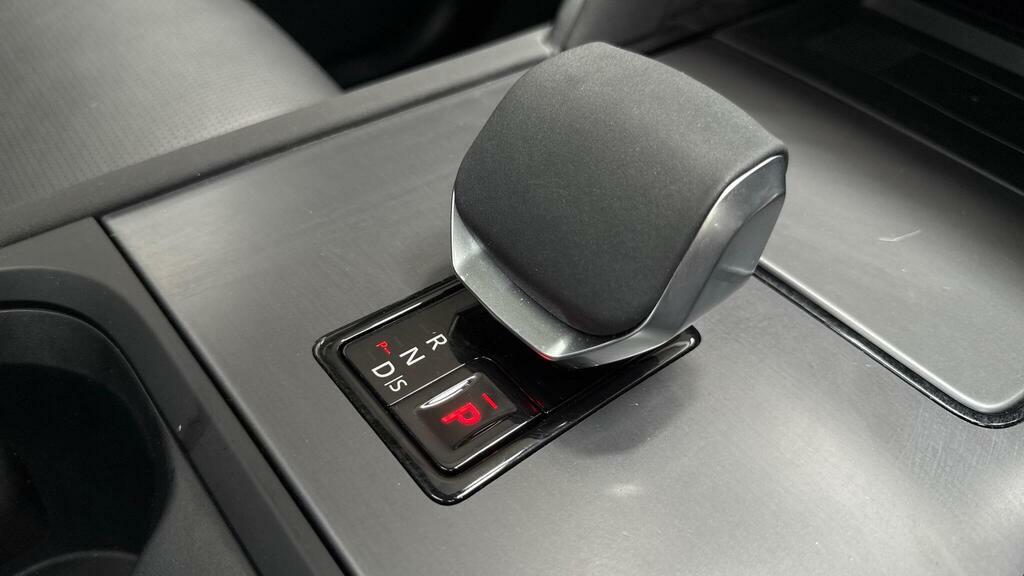 Land Rover Discovery Sport 2.0 D200 Dynamic Se 7 Seat Black #13
