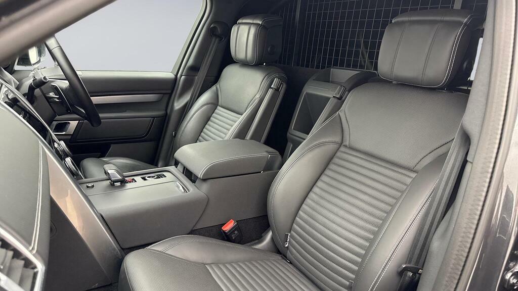 Land Rover Discovery 3 .0 D350 Commercial Dynamic Hse Grey #4