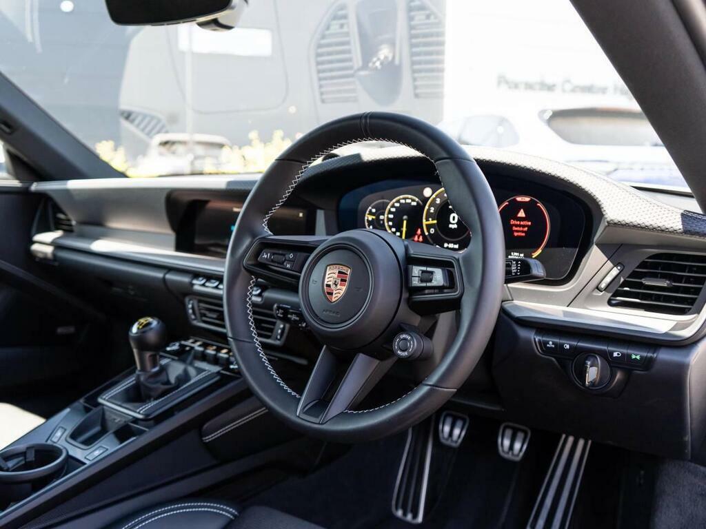 Porsche 911 Gt3 Touring #4