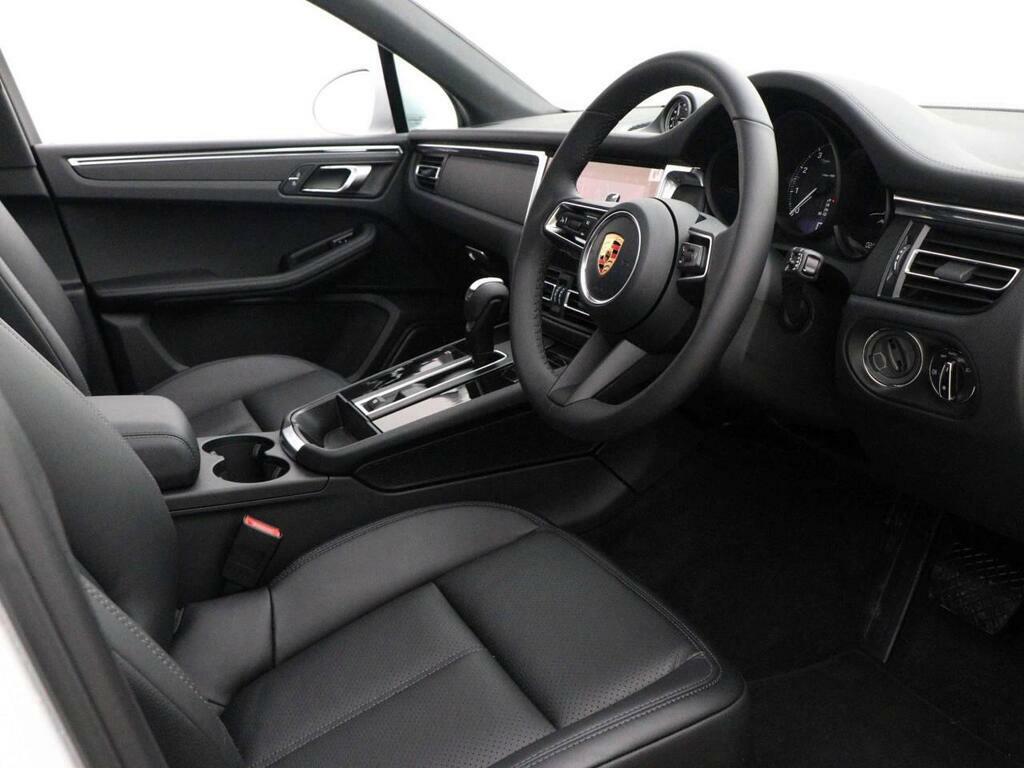 Porsche Macan Macan #4