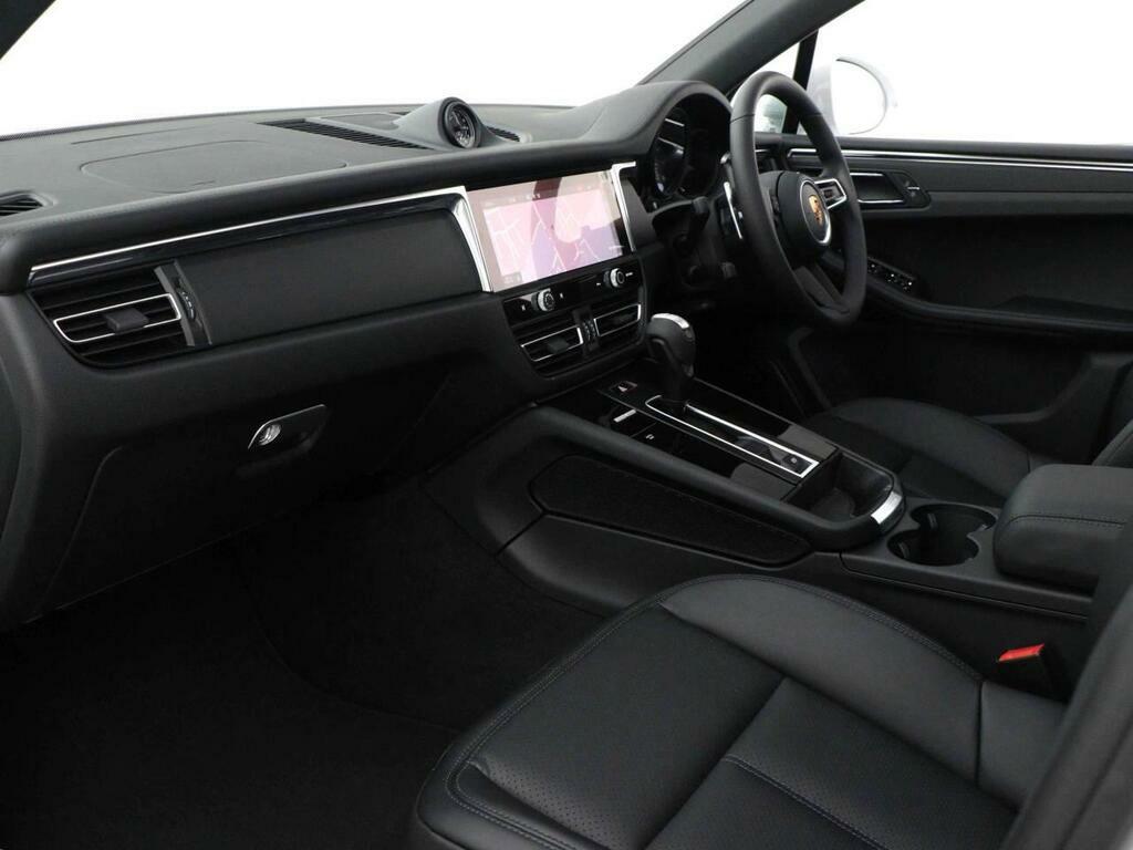 Porsche Macan Macan #5