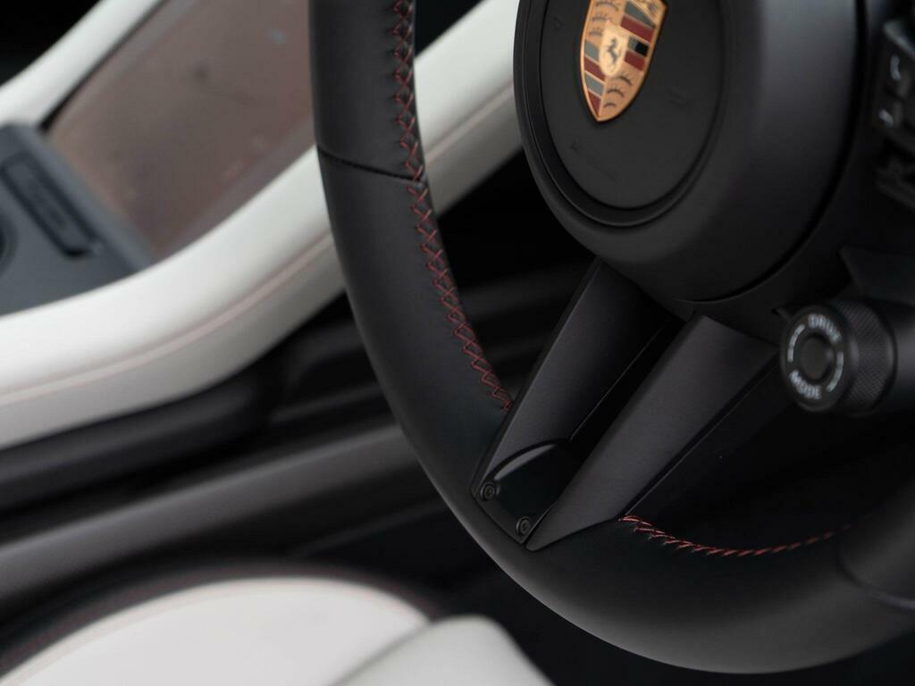Porsche Taycan Taycan 4 Cross Turismo Grey #111