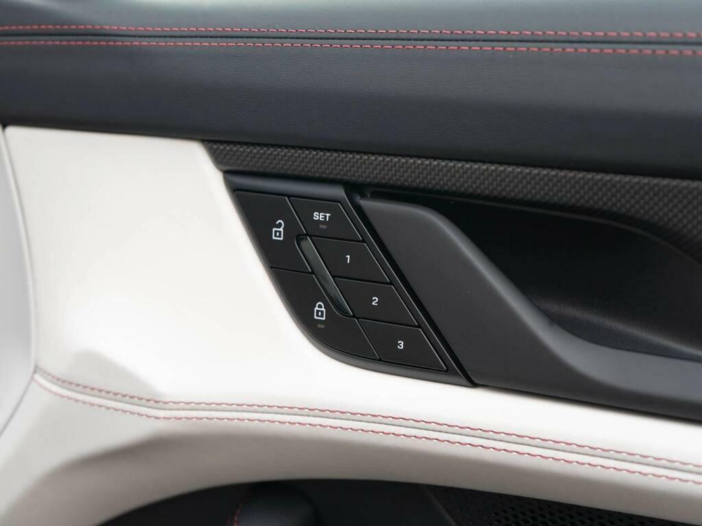 Porsche Taycan Taycan 4 Cross Turismo Grey #44