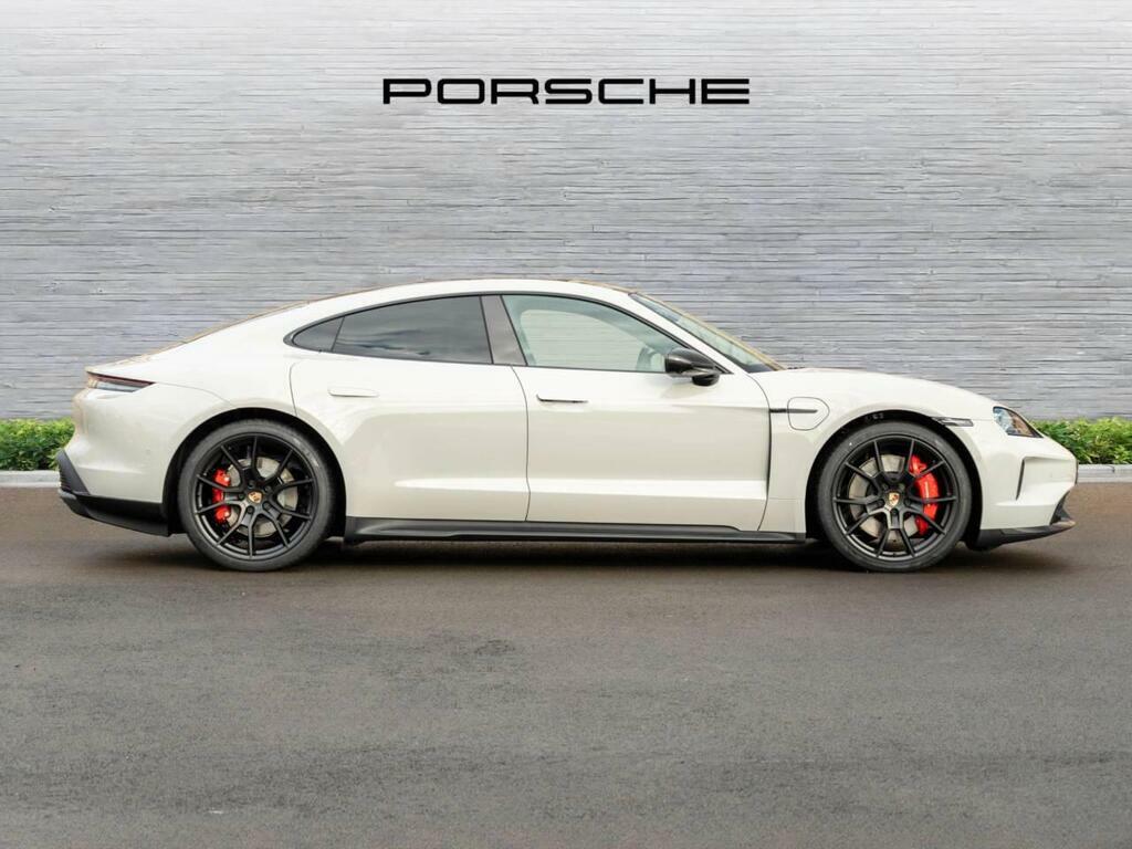 Porsche Taycan Gts  #2