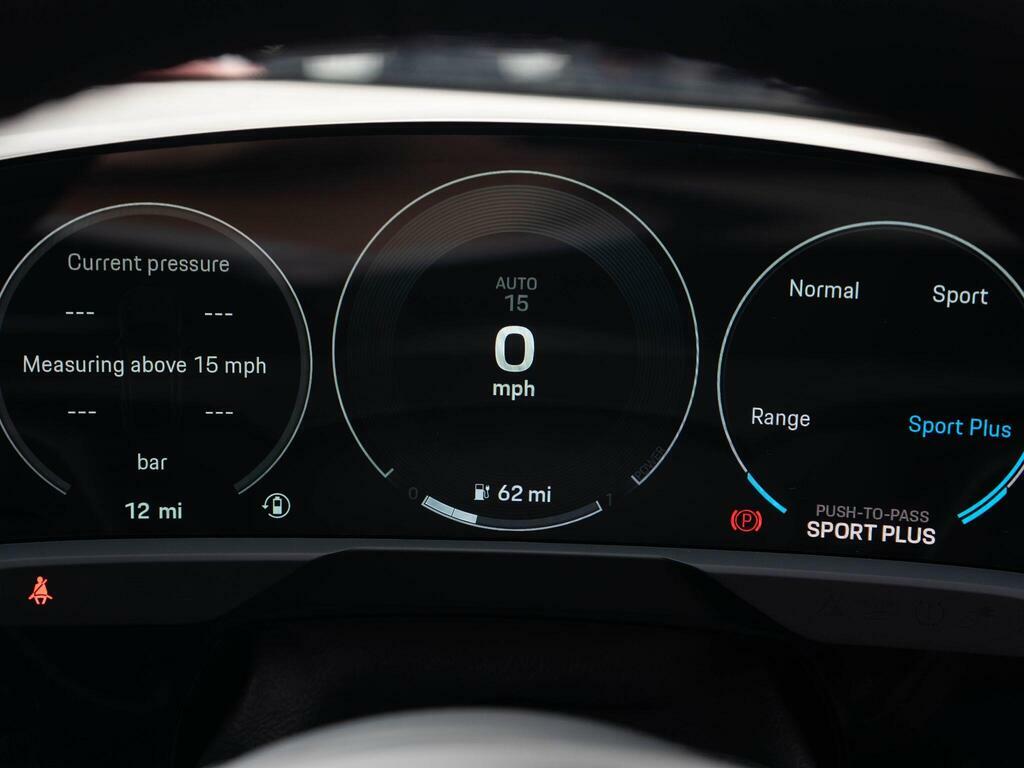 Porsche Taycan Taycan 4 Cross Turismo Grey #110