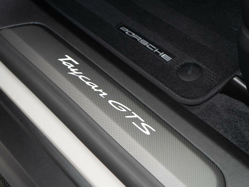 Porsche Taycan Taycan 4 Cross Turismo Grey #94