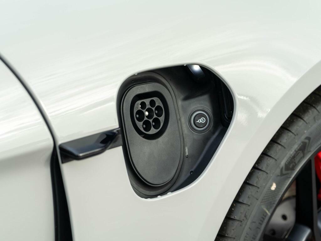 Porsche Taycan Taycan 4 Cross Turismo Grey #129