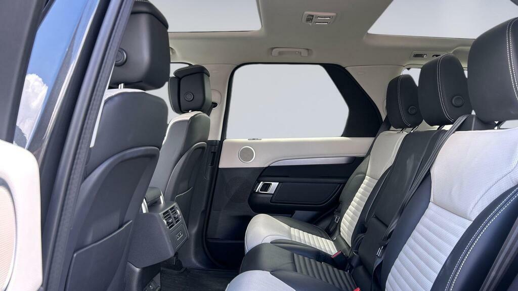 Land Rover Discovery 3 .0 D350 Dynamic Hse Grey #4